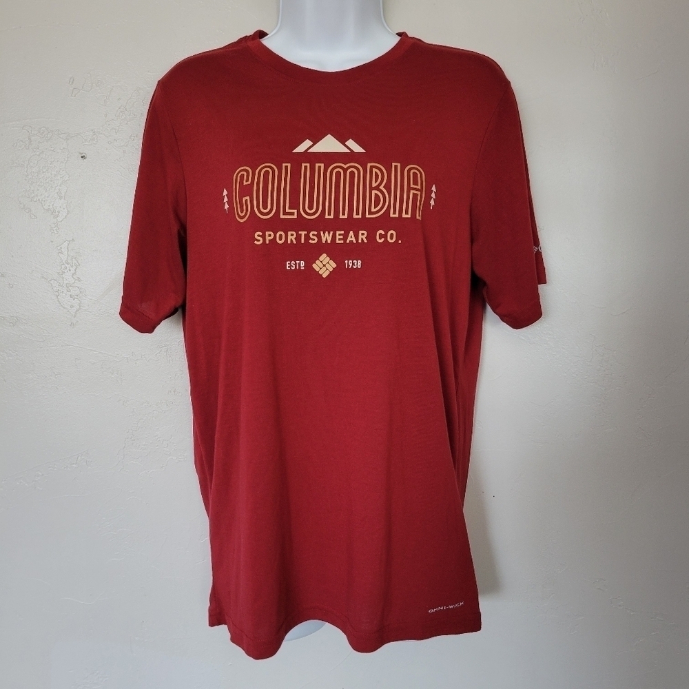 Columbia Women's Red Short Sleeve T-shirt Logo Graphic Tee Omni-wick Active Top
